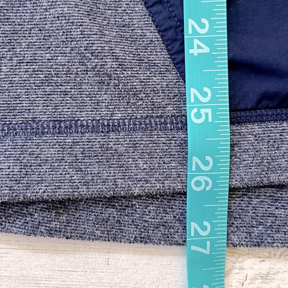 Under Armour Relaxed Fit Cold Gear Full Zip Jacket - Picture 4 of 4